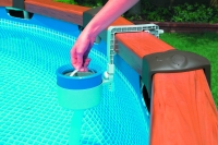Einh�ngeskimmer deLuxe f�r Intex Pool